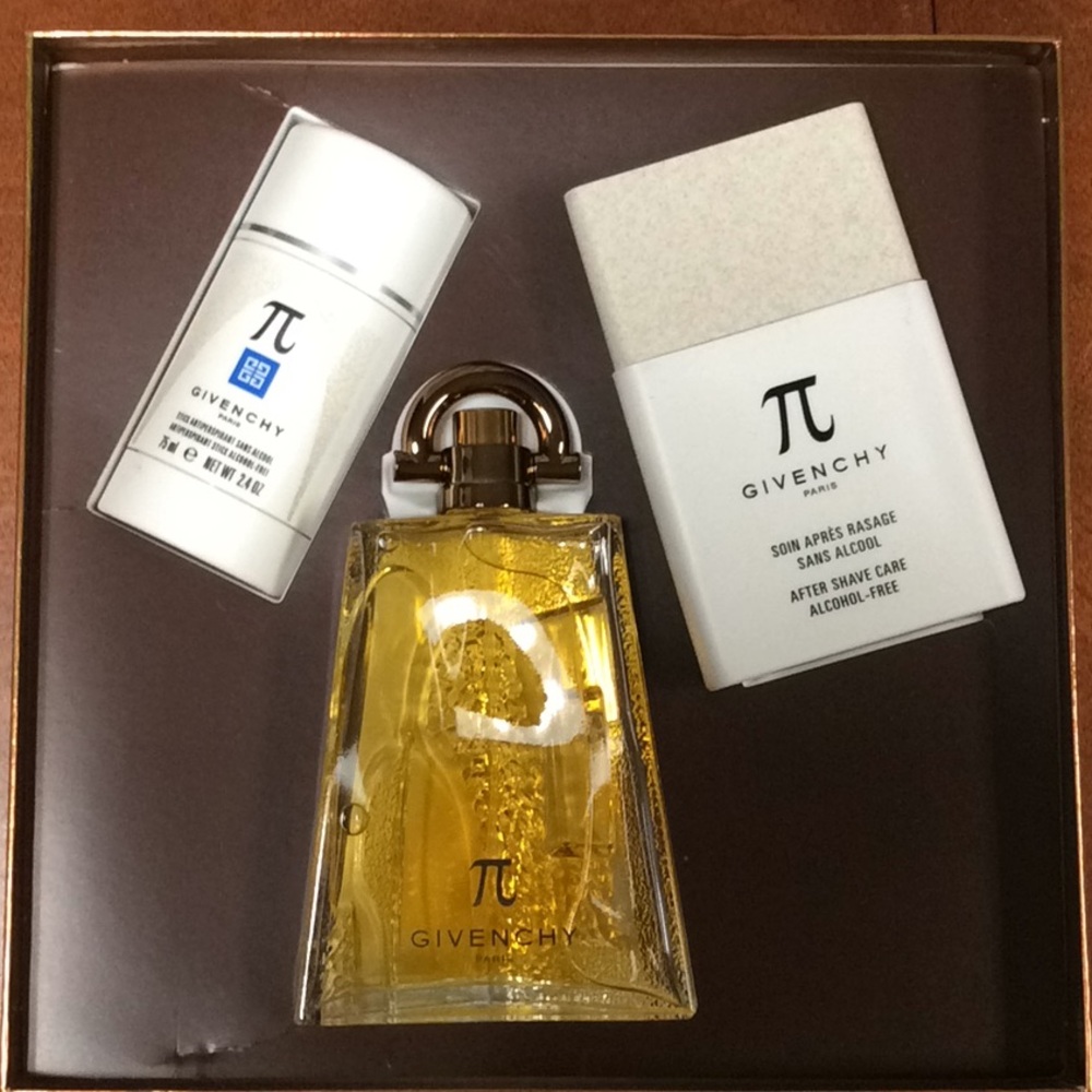 Givenchy Pi 3 piece gift set.